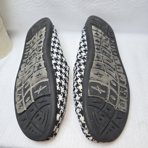 BOBS from Skechers Black and White Houndstooth Loafers - Picture 6 of 9